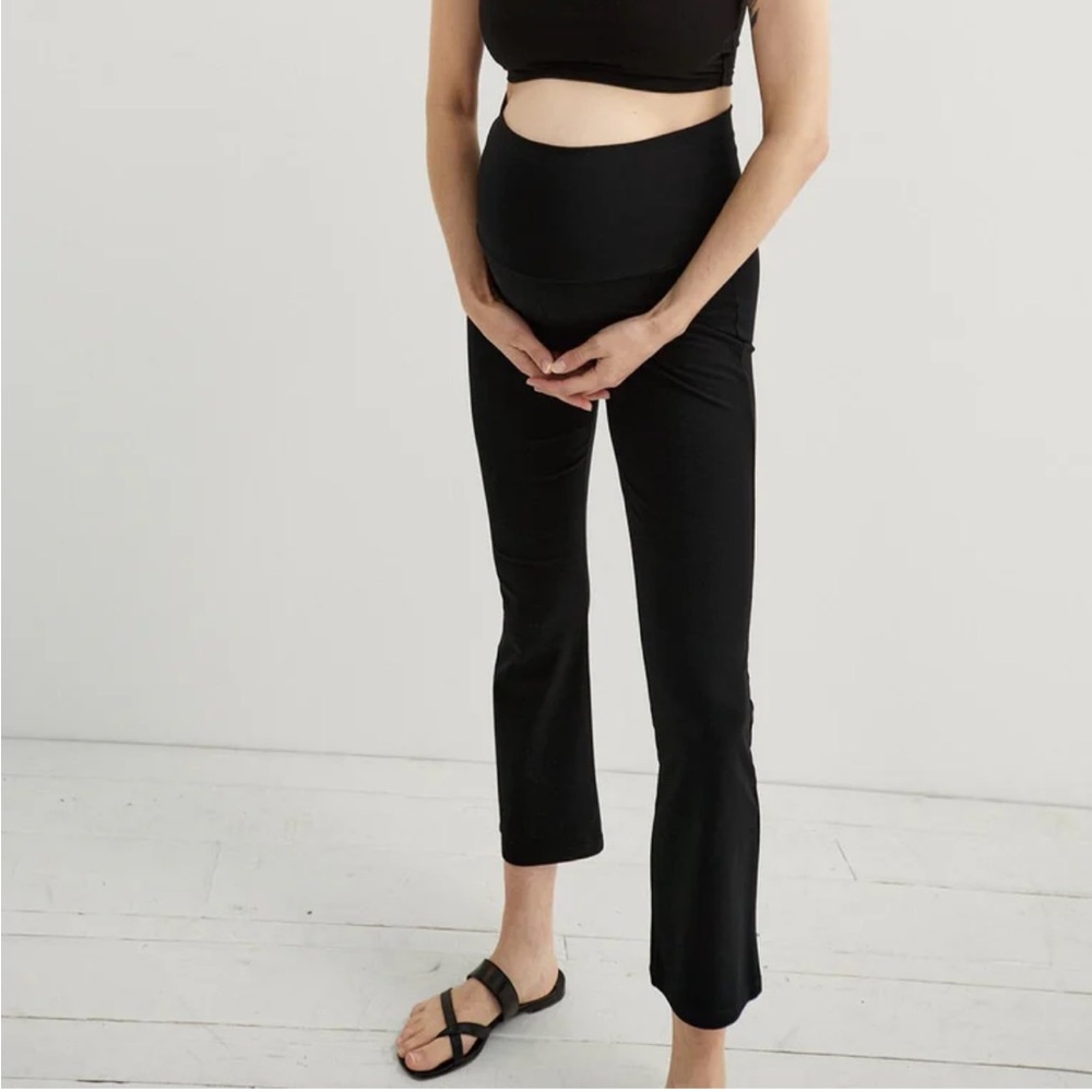 Hatch The Ultimate before, during, and after crop flare legging size M